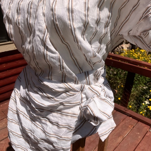 NWT Miou Muse wrap Shorts romper one piece  with front skirt size Small - Picture 4 of 12